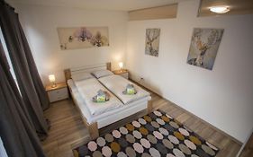 Modern Old Town Apartment